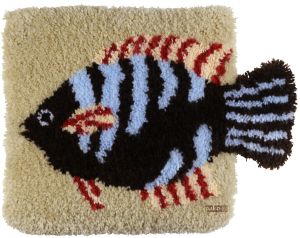 Latch hook cushion kit tropical fish, printed